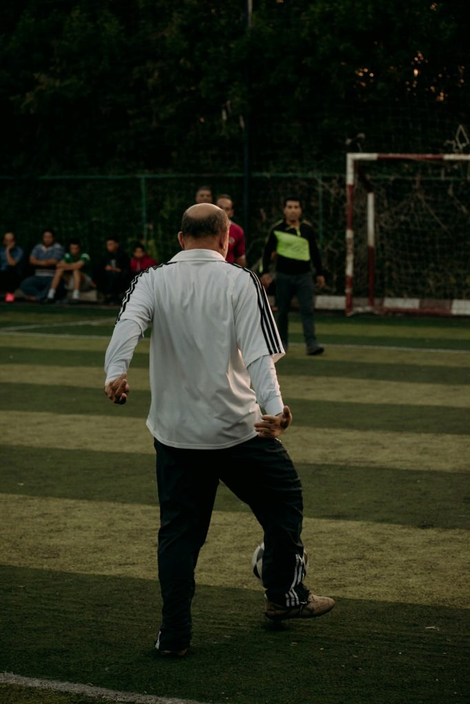 a man playing a game of baseball barcelona benfica tactics coach strategy