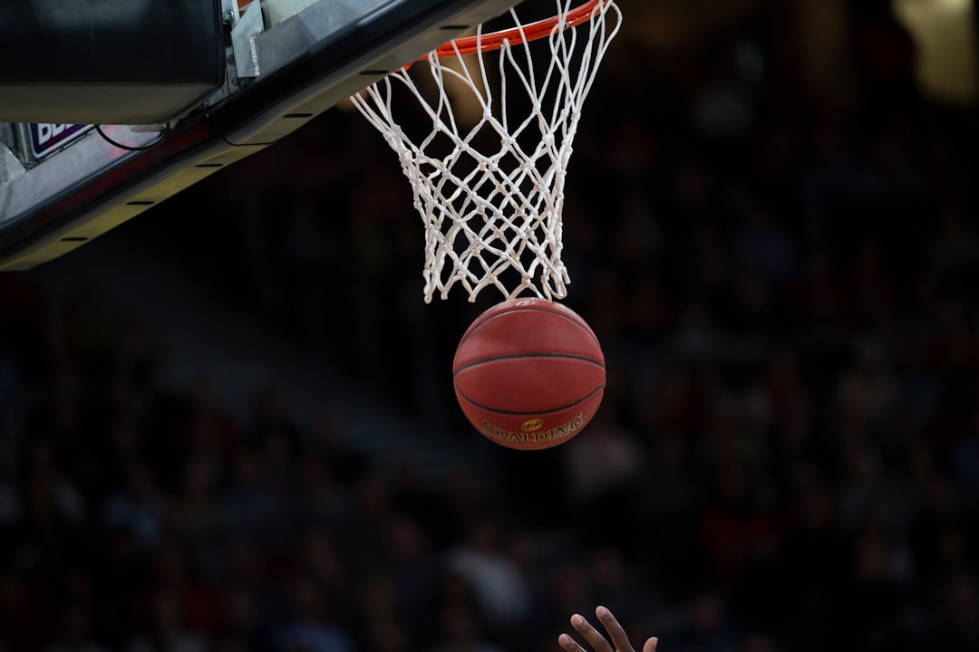 basketball shoot on the basket crowd reactions, dame time, wrist tap, nba buzzer beater, basketball highlight